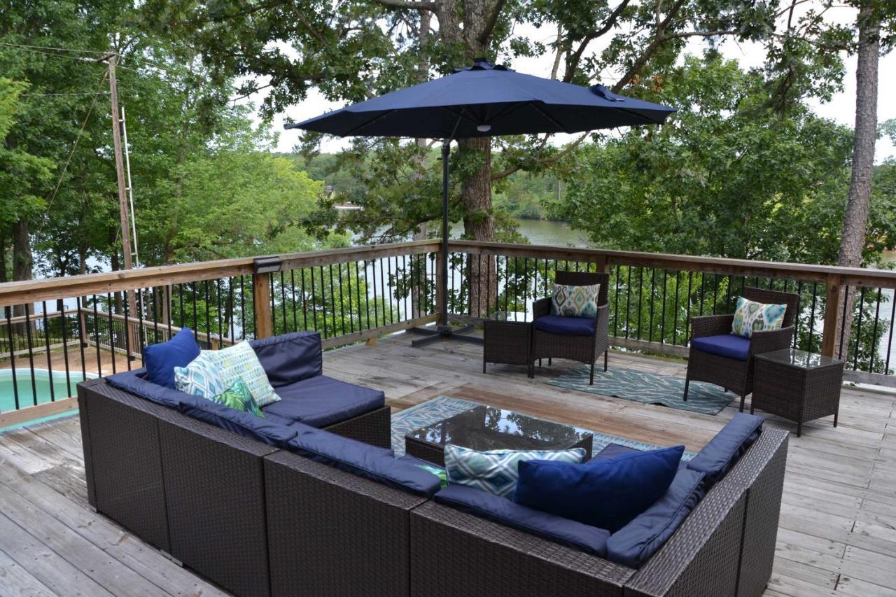 Luxury Hot Springs Oasis On Lake With Private Dock! Exterior photo